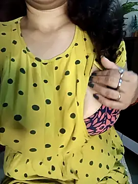 Sneha gril online show from 04-18-26, 06:12