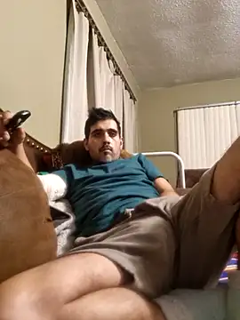 Snapshot of abdierkader chatting on 11-18-25, 10:31 abdierkader online show from 11-18-25, 10:31