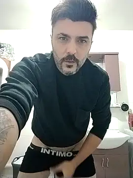 hot man eray online show from 11-02-25, 03:47