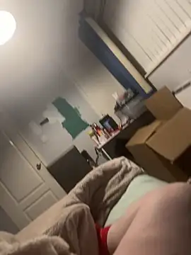 Snapshot of AmberTaylorXxx chatting on 12-17-25, 06:25 AmberTaylorXxx online show from 12-17-25, 06:25