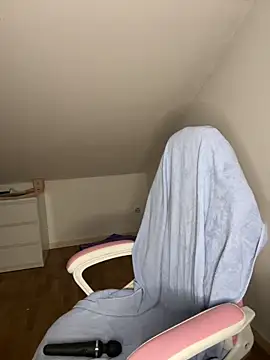 LeMagique- online show from 02-12-25, 09:43