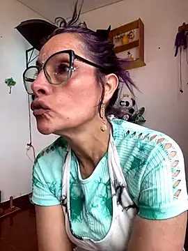 Goddess-Love- online show from 11-22-25, 06:18