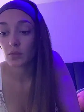 Snapshot of BadgirlLuna chatting on 01-09-25, 12:46 BadgirlLuna online show from 01-09-25, 12:46