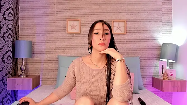 Catalinna Thompson online show from 01-15-25, 12:04