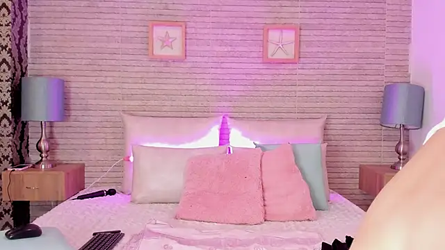 Catalinna Thompson online show from 03-18-25, 12:03