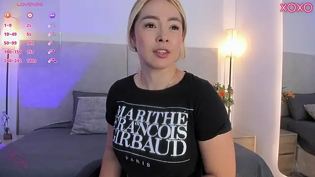 Saori newman online show from 04-14-26, 11:49