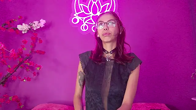 Lunamistyc online show from 03-04-25, 07:32