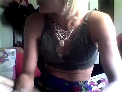 Snapshot of ariana_crazzy chatting on 02-21-25, 02:59 ariana crazzy online show from 02-21-25, 02:59