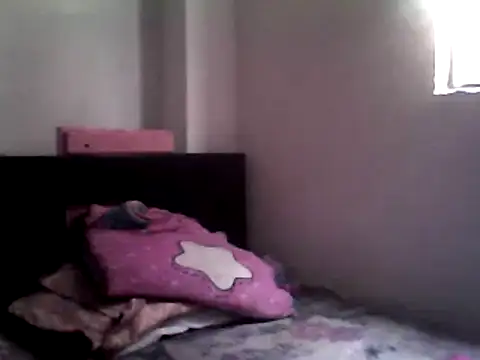 Snapshot of ariana_crazzy chatting on 03-01-25, 04:22 ariana crazzy online show from 03-01-25, 04:22