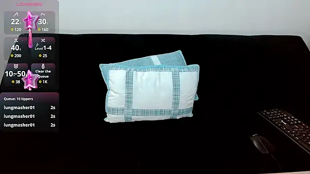 lunalovedoll  online show from 01-03-25, 01:16