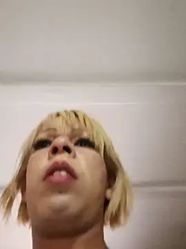 blondebitchlitle online show from 03-01-25, 10:10