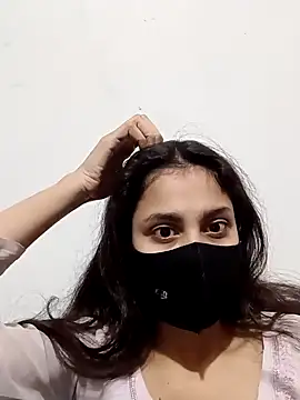 magicmoment00786 online show from 12-17-24, 05:15