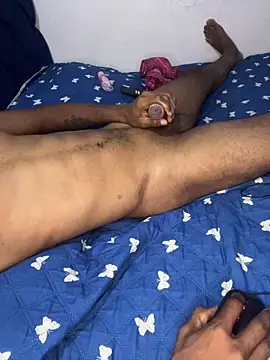 Snapshot of ruiz_jhoe0514 chatting on 09-15-25, 11:43 ruiz jhoe0514 online show from 09-15-25, 11:43