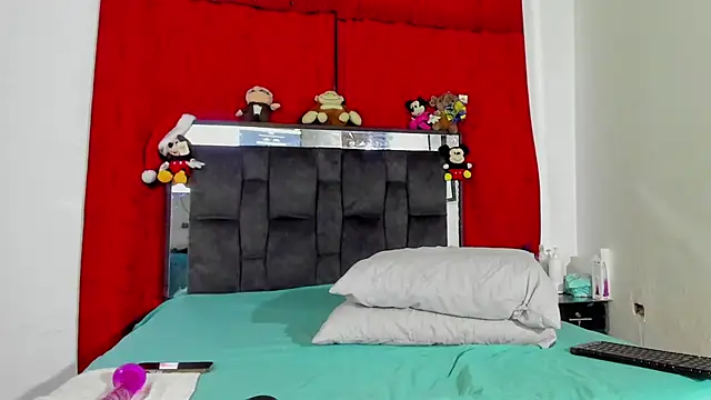 Snapshot of chloe_vasquez710 chatting on 01-04-25, 11:38 chloe vasquez710 online show from 01-04-25, 11:38