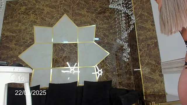 Charlie Doll online show from 03-22-25, 05:17