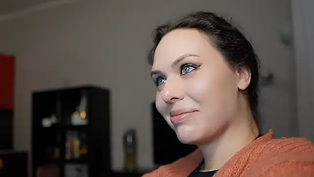 Snapshot of MollyCheiz chatting on 12-10-24, 05:39 MollyCheiz online show from 12-10-24, 05:39