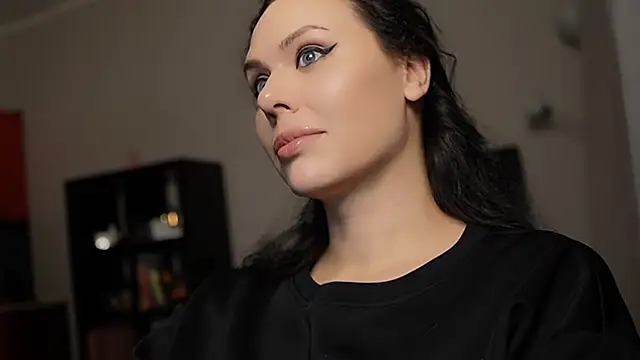 Snapshot of MollyCheiz chatting on 12-21-24, 10:51 MollyCheiz online show from 12-21-24, 10:51