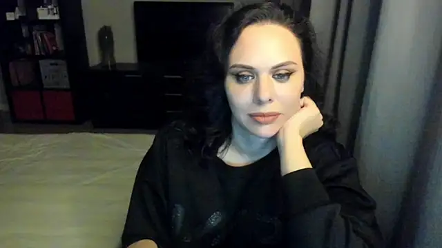 Snapshot of MollyCheiz chatting on 02-02-25, 11:00 MollyCheiz online show from 02-02-25, 11:00