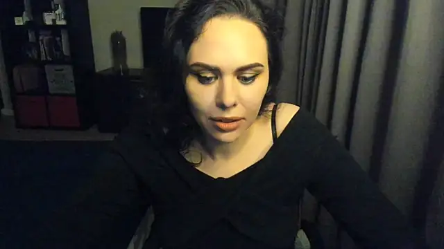 Snapshot of MollyCheiz chatting on 02-11-25, 11:54 MollyCheiz online show from 02-11-25, 11:54
