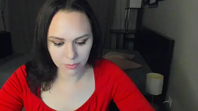 Snapshot of MollyCheiz chatting on 09-12-25, 11:04 MollyCheiz online show from 09-12-25, 11:04