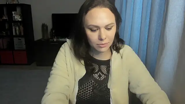 MollyCheiz online show from 01-17-26, 01:05