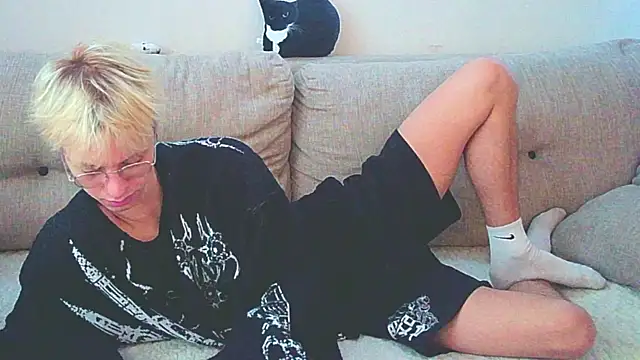 Ostin meow online show from 12-11-24, 09:19