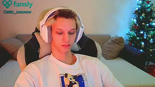 Ostin meow online show from 01-17-25, 04:15