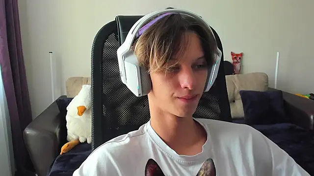 Ostin meow online show from 09-18-25, 09:44