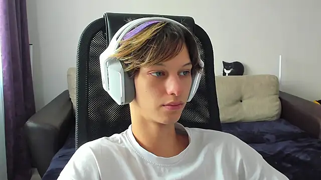 Ostin meow online show from 09-21-25, 09:00