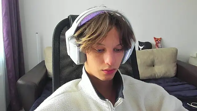 Ostin meow online show from 10-07-25, 07:05