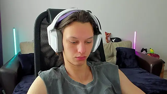 Ostin meow online show from 02-25-26, 07:07