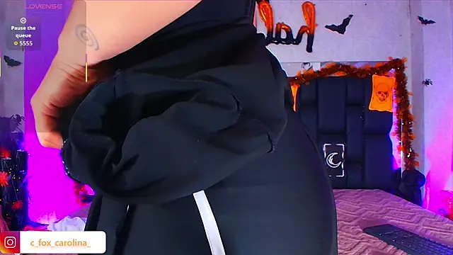 canela oss online show from 10-15-25, 12:05