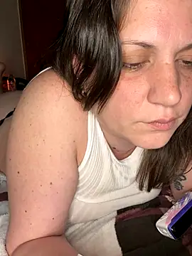 Snapshot of Macadiez10 chatting on 09-16-25, 03:07 Macadiez10 online show from 09-16-25, 03:07