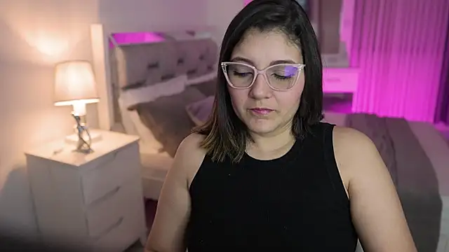 Camilaa bueno online show from 01-16-25, 01:58