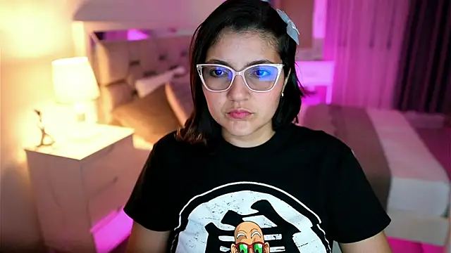 Camilaa bueno online show from 03-16-25, 12:01