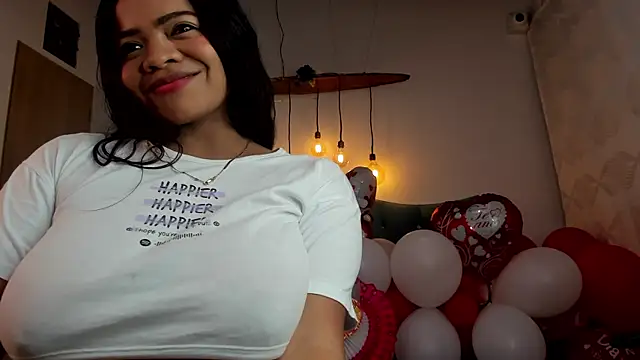 Snapshot of Any_topless chatting on 02-17-25, 09:41 Any topless online show from 02-17-25, 09:41