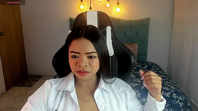 Snapshot of Any_topless chatting on 02-22-25, 12:08 Any topless online show from 02-22-25, 12:08