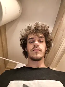 Perry Knight online show from 10-20-25, 06:19