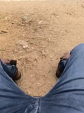 Snapshot of faaseel chatting on 02-16-25, 10:43 faaseel online show from 02-16-25, 10:43