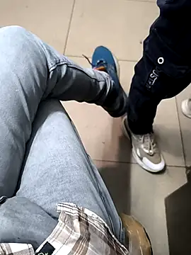 Snapshot of faaseel chatting on 02-27-25, 12:56 faaseel online show from 02-27-25, 12:56