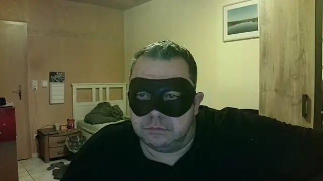 Snapshot of SADOMASKE chatting on 01-26-25, 10:13 SADOMASKE online show from 01-26-25, 10:13