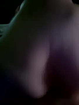 Snapshot of Bambe20 chatting on 12-01-24, 08:42 Bambe20 online show from 12-01-24, 08:42