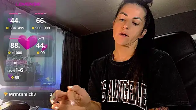 Aria Dl online show from 03-17-25, 12:04