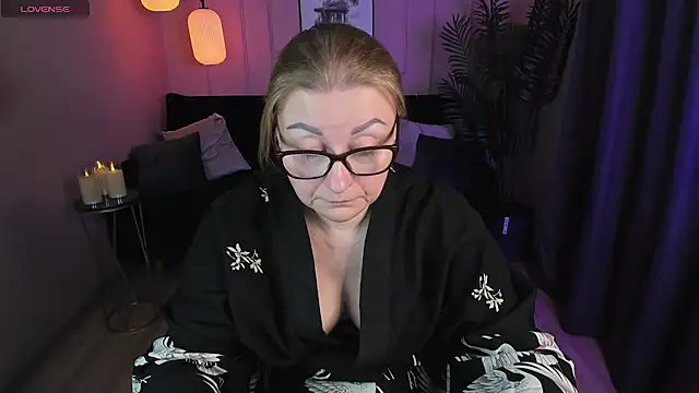 AlexandraKind online show from 01-21-25, 02:43