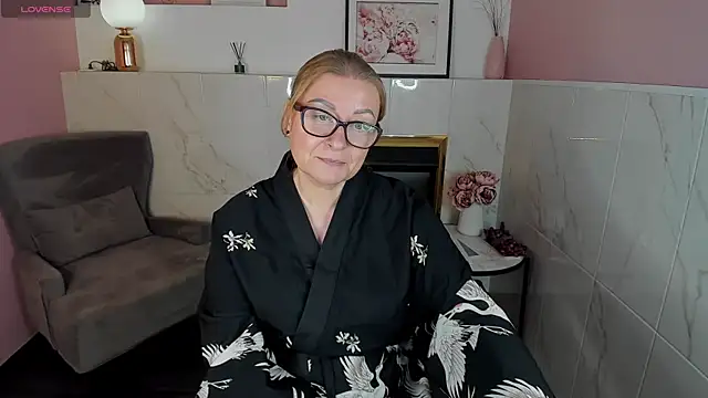 AlexandraKind online show from 01-30-25, 08:31