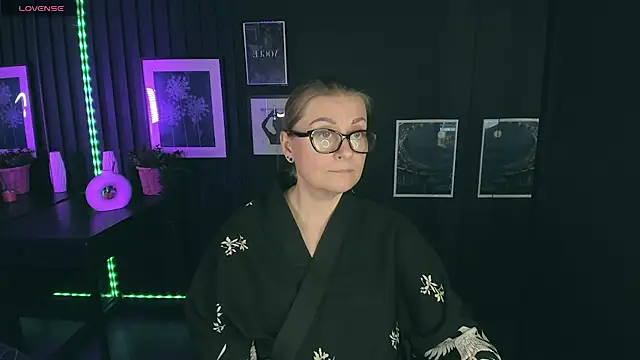 AlexandraKind online show from 02-28-25, 04:53