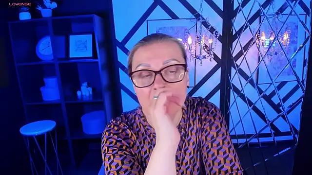 AlexandraKind online show from 03-03-25, 07:39