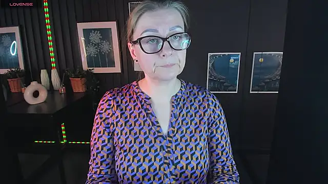 AlexandraKind online show from 03-05-25, 09:05