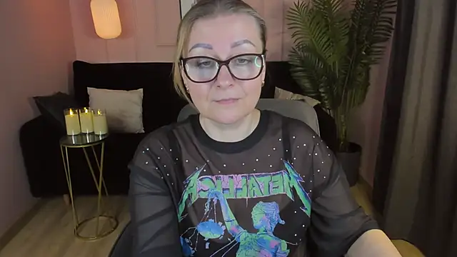 AlexandraKind online show from 03-12-25, 09:34