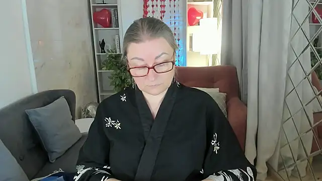 AlexandraKind online show from 02-06-26, 02:16